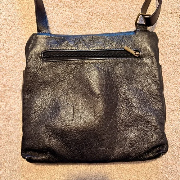 BLACK PEBBLED LEATHER CROSSBODY PURSE π€ - Picture 6 of 6